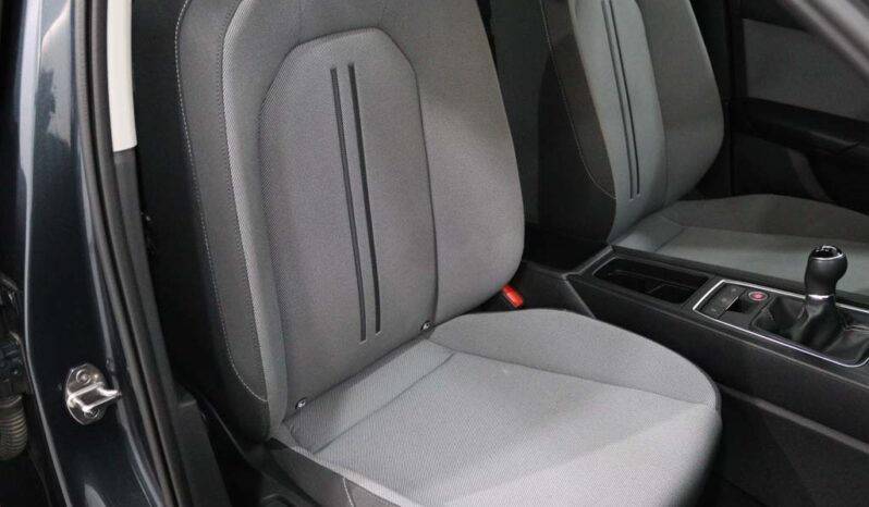 SEAT Leon Sportstourer 1.0 TSI STYLE completo