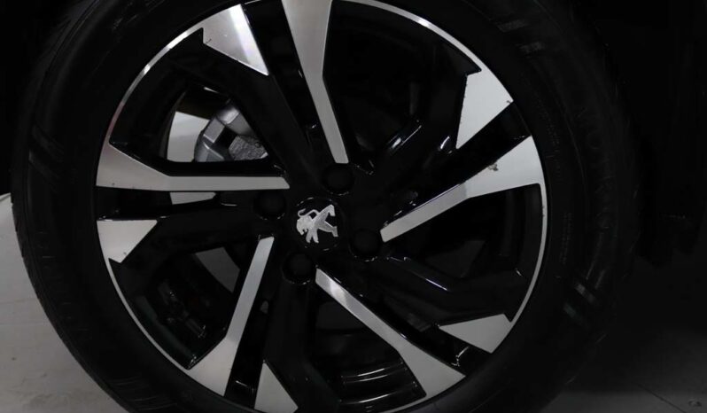 PEUGEOT 2008 1.2 PURETECH ALLURE PACK completo