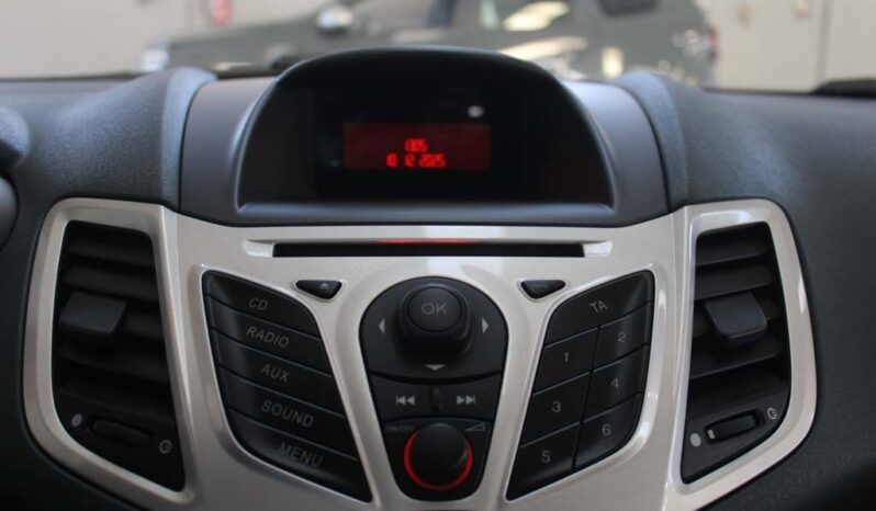 FORD Fiesta 1.4 TDCI TITANIUM completo