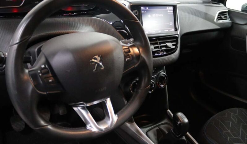 PEUGEOT 2008 1.2 PURETECH STYLE completo