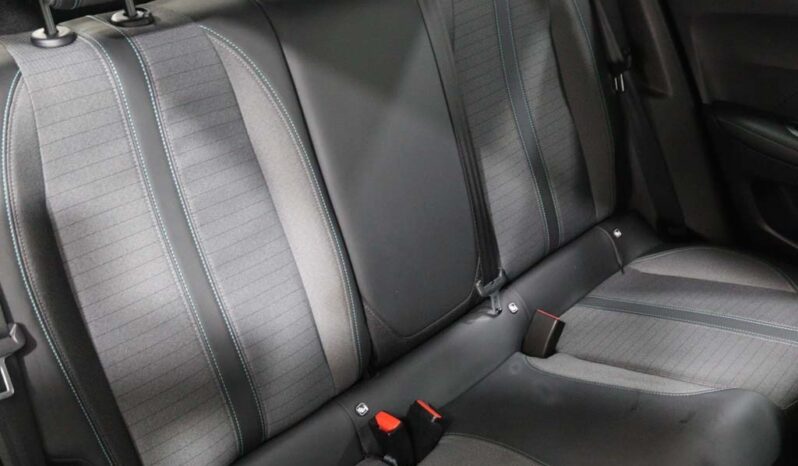 PEUGEOT 2008 1.2 PURETECH ALLURE PACK completo