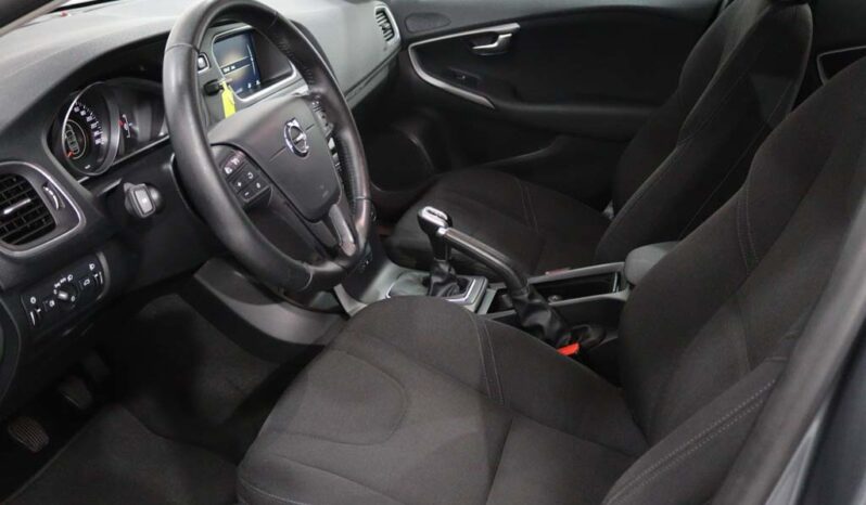 VOLVO V40 Cross Country 2.0 D2 KINETIC completo
