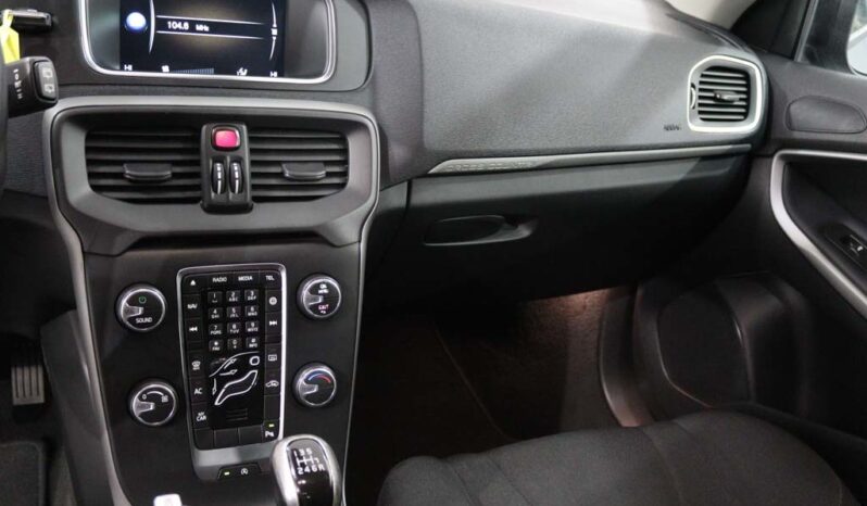 VOLVO V40 Cross Country 2.0 D2 KINETIC completo