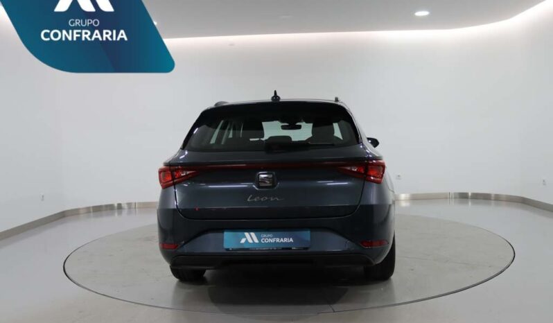 SEAT Leon Sportstourer 1.0 TSI STYLE completo