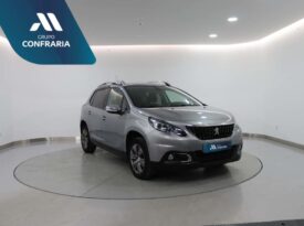 PEUGEOT 2008 1.2 PURETECH STYLE