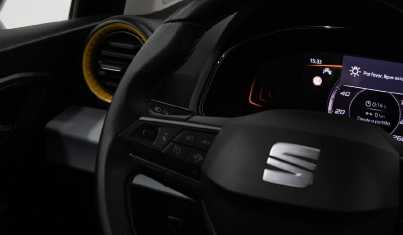 SEAT Arona 1.0 TSI STYLE completo