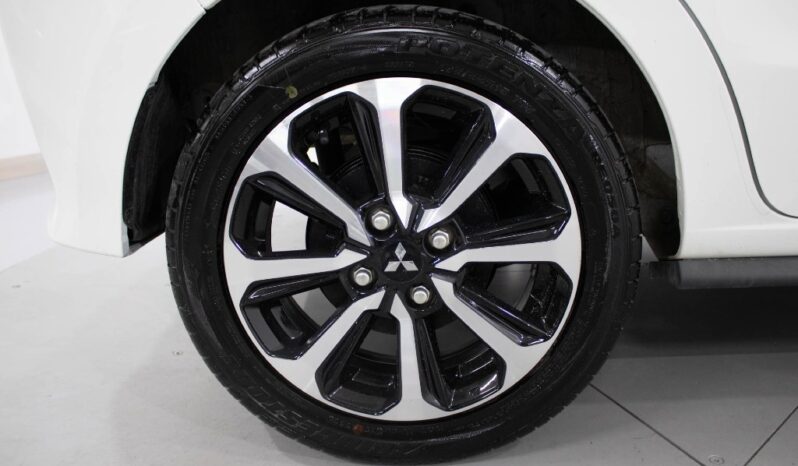 MITSUBISHI Space Star 1.2 CONNECT EDITION completo