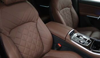 BMW X5 LCI 50 E XDRIVE PACK DESPORTIVO M completo