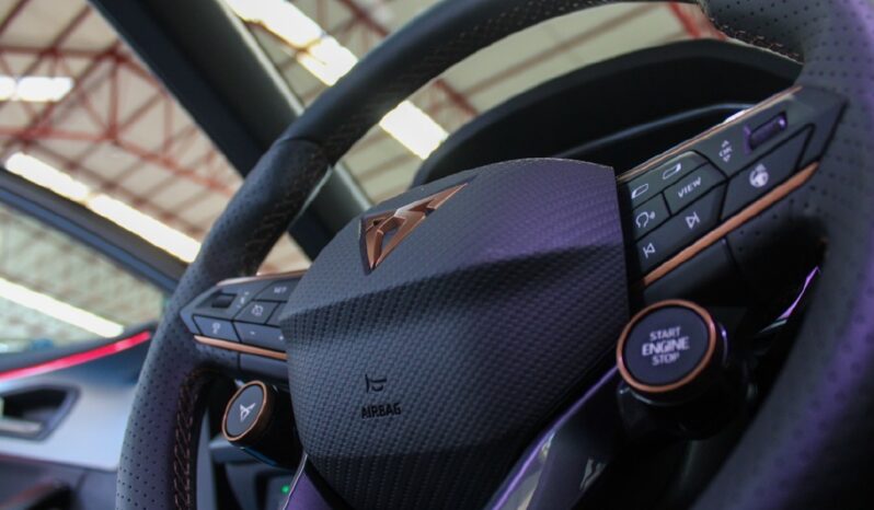 CUPRA Formentor 1.4 E-HYBRID CUPRA DSG VZ completo