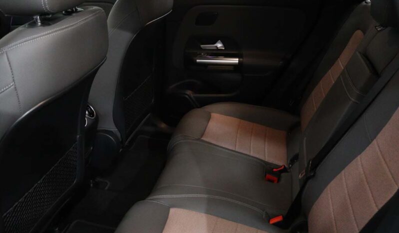 MERCEDES-BENZ EQA 250+ EDITION completo