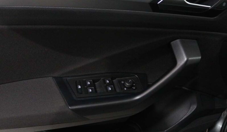 VOLKSWAGEN T-Roc 1.0 TSI URBAN completo