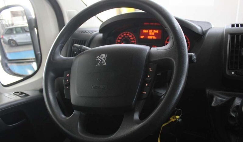 PEUGEOT Boxer 2.2 BLUEHDI 330 L1H1 PRO completo