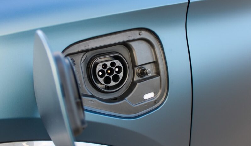 CUPRA Formentor 1.4 E-HYBRID CUPRA DSG VZ completo