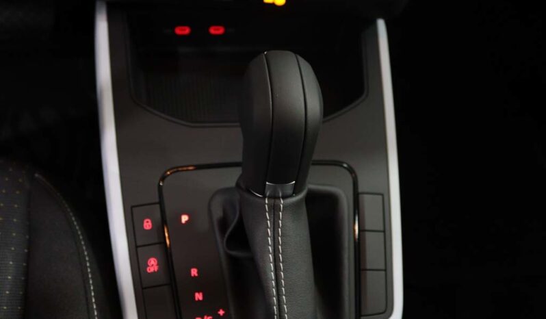 SEAT Arona 1.0 TSI STYLE DSG completo