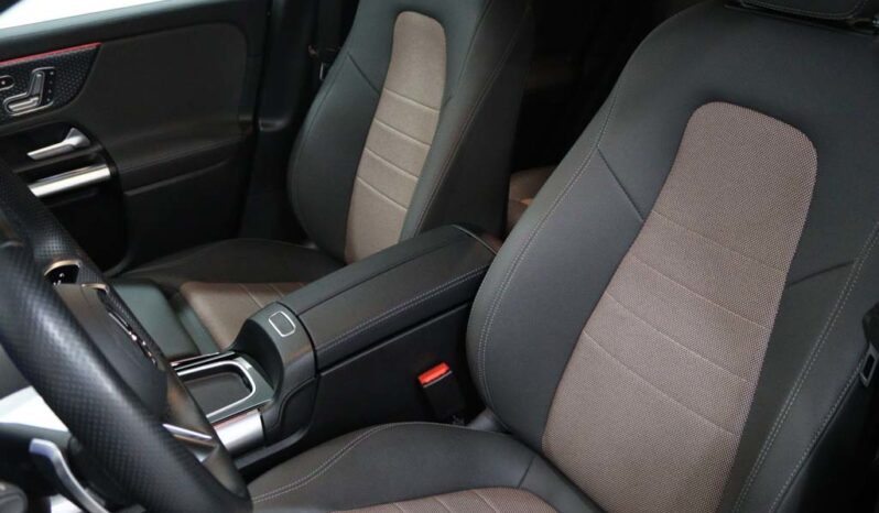 MERCEDES-BENZ EQA 250+ EDITION completo