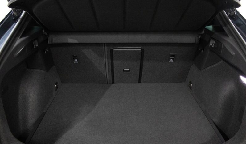 CUPRA Formentor 1.4 E-HYBRID CUPRA DSG VZ completo