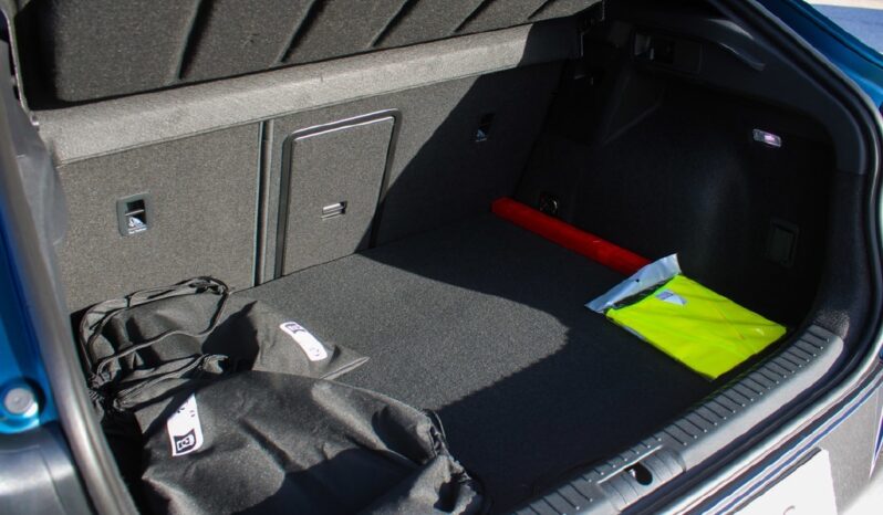 CUPRA Formentor 1.4 E-HYBRID CUPRA DSG VZ completo