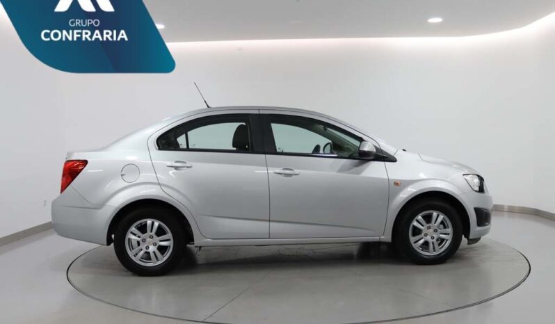 CHEVROLET Aveo 1.2 LT BI-FUEL completo