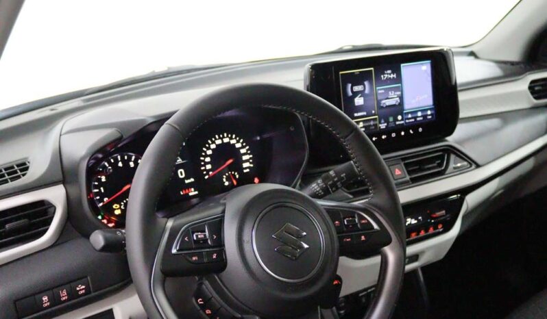 SUZUKI SWIFT 1.2 MILD HYBRID S2 completo