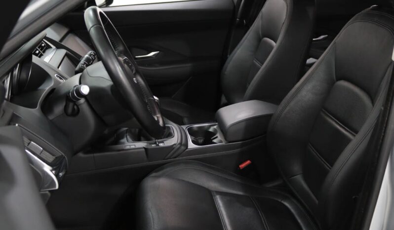 JAGUAR E-Pace 2.0 I4D completo