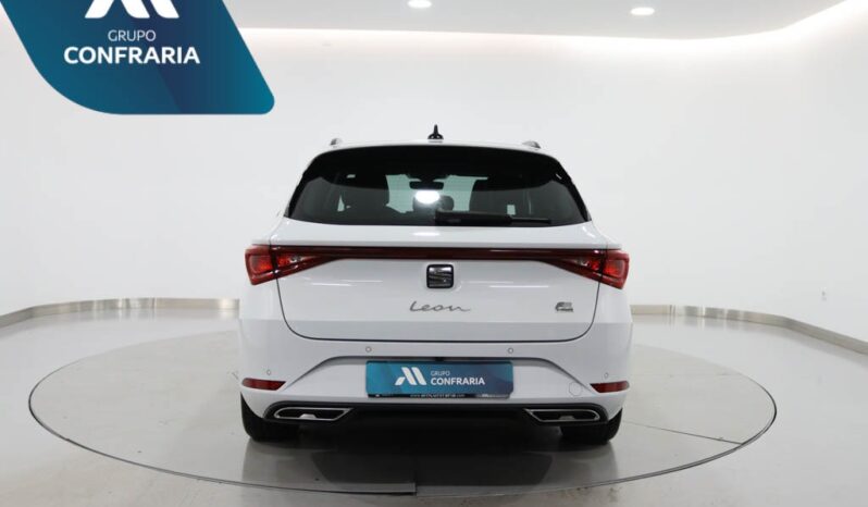 SEAT Leon Sportstourer 1.5 TSI E-HYBRID FR DSG completo