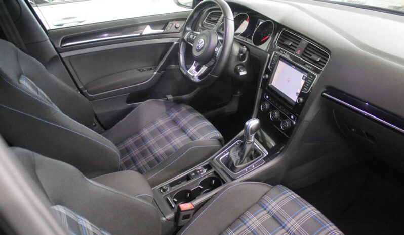 VOLKSWAGEN Golf VII 1.4 GTE PLUG-IN completo