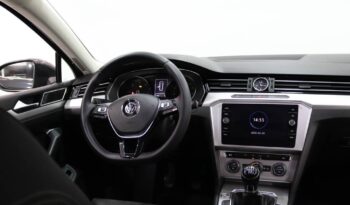 VOLKSWAGEN Passat Variant 1.6 TDI CONFORTLINE completo