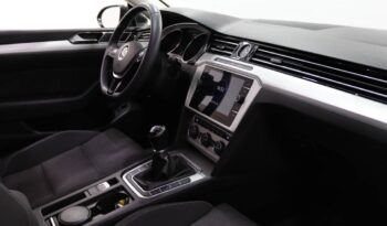 VOLKSWAGEN Passat Variant 1.6 TDI CONFORTLINE completo