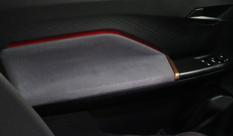 CUPRA Born 58 kWh completo