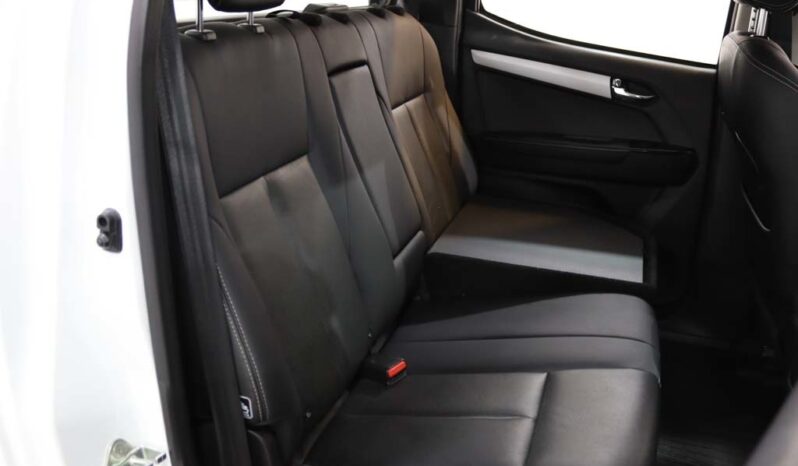 ISUZU D-Max 1.9 DDI CD 4WD LS CM AUT. completo