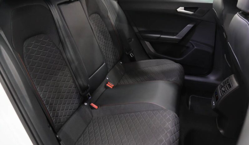 SEAT Leon Sportstourer 1.5 TSI E-HYBRID FR DSG completo