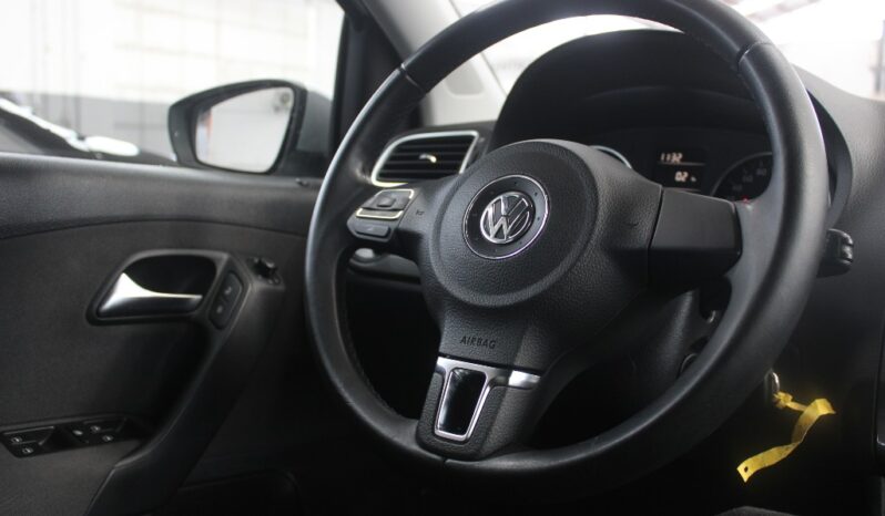 VOLKSWAGEN Polo 1.6 TDI HIGHLINE completo