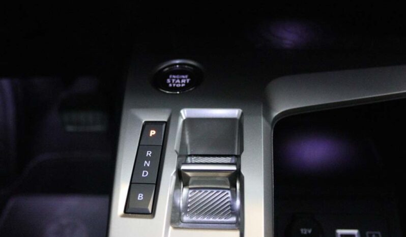 PEUGEOT 408 1.6 HYBRID ALLURE E-EAT8 completo