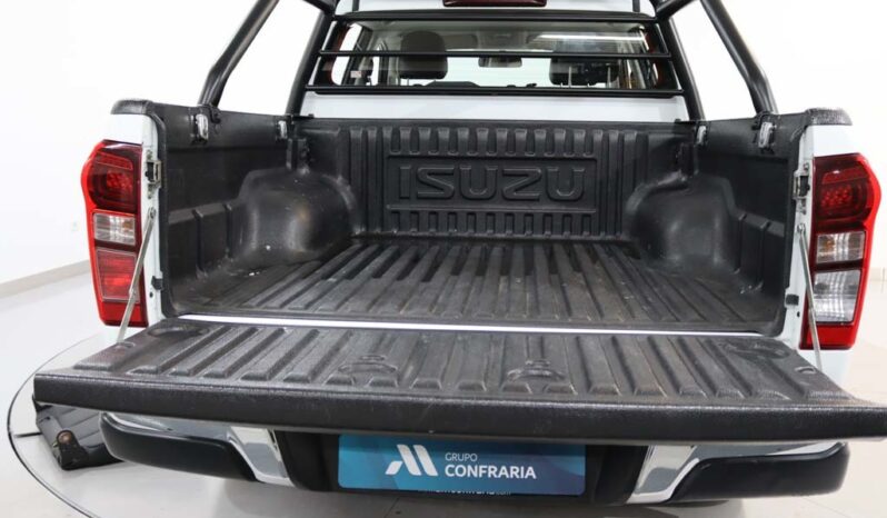 ISUZU D-Max 1.9 DDI CD 4WD LS CM AUT. completo