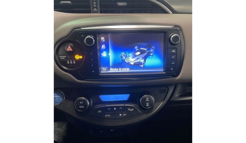 TOYOTA Yaris 1.5 HSD SQUARE COLLEC.BRONZE completo