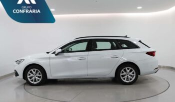 SEAT Leon Sportstourer 2.0 TDI STYLE completo