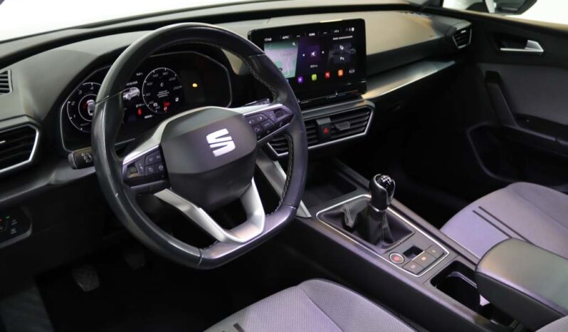 SEAT Leon Sportstourer 2.0 TDI STYLE completo