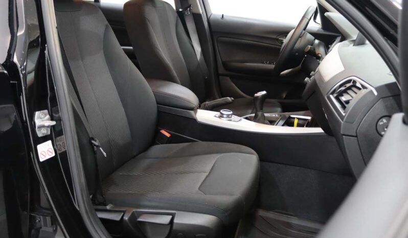 BMW Serie LCI 2 116 D ADVANTAGE completo