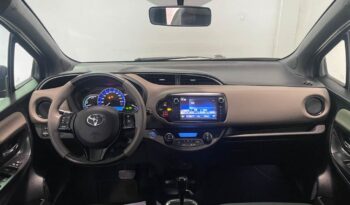 TOYOTA Yaris 1.5 HSD SQUARE COLLEC.BRONZE completo