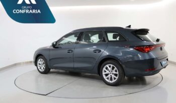 SEAT Leon Sportstourer 2.0 TDI STYLE completo