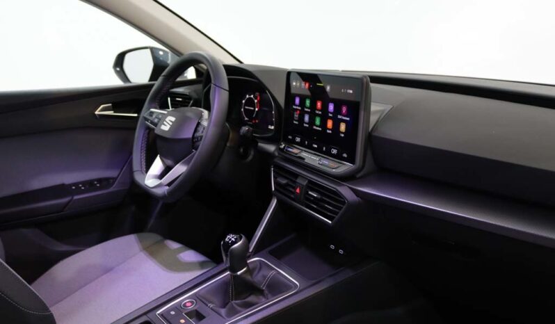 SEAT Leon Sportstourer 2.0 TDI STYLE completo