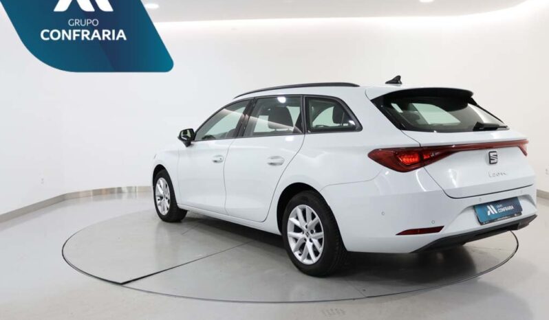 SEAT Leon Sportstourer 2.0 TDI STYLE completo
