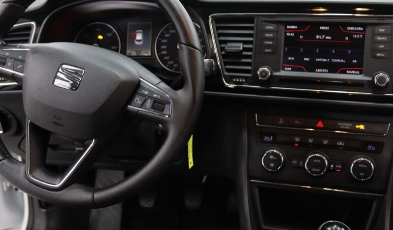 SEAT Leon 1.6 TDI REFERENCE ECOMOTIVE completo