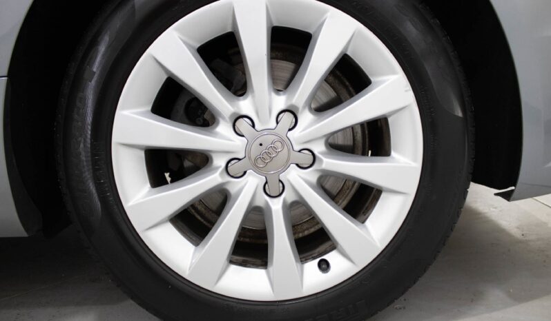 AUDI A6 Avant 2.0 TDI S TRONIC completo