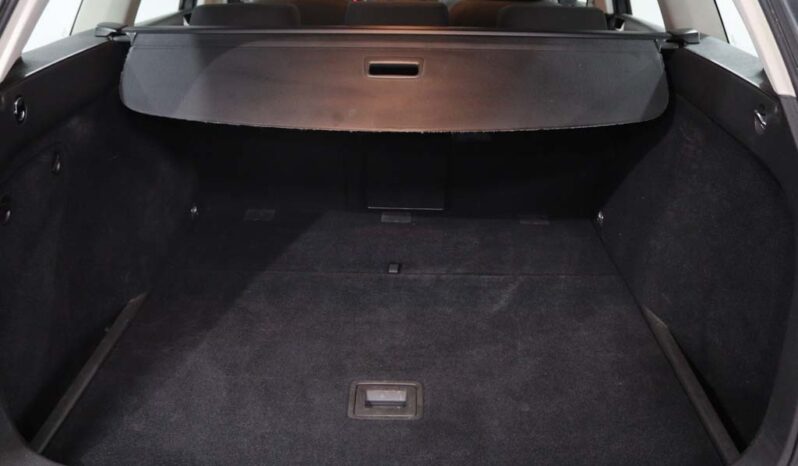 VOLKSWAGEN Golf VI Variant 1.6 TDI HIGHLINE completo