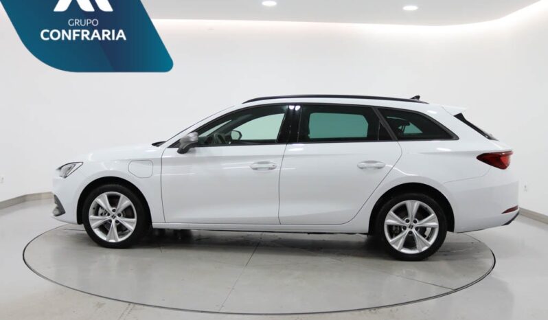 SEAT Leon Sportstourer 1.5 TSI E-HYBRID FR DSG completo