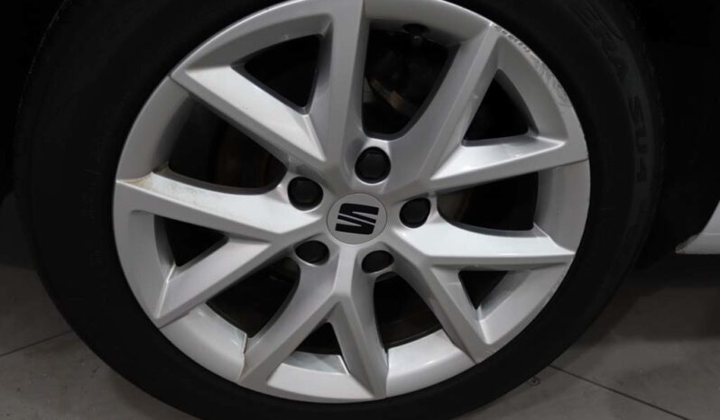SEAT Leon Sportstourer 2.0 TDI STYLE completo
