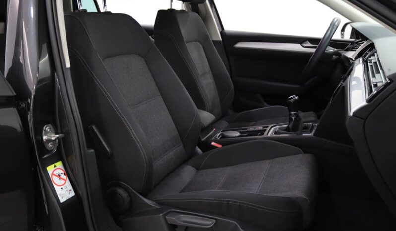 VOLKSWAGEN Passat Variant 1.6 TDI CONFORTLINE completo