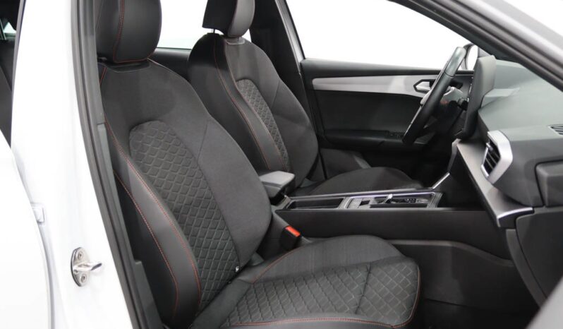 SEAT Leon Sportstourer 1.5 TSI E-HYBRID FR DSG completo