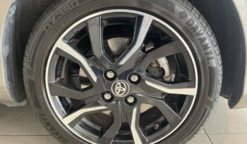 TOYOTA Yaris 1.5 HSD SQUARE COLLEC.BRONZE completo